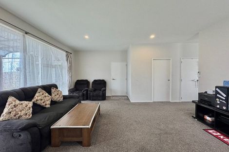 Photo of property in 5 Aeronautic Road, Takanini, 2112