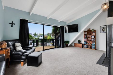 Photo of property in 78a Awanui Street, Merrilands, New Plymouth, 4312