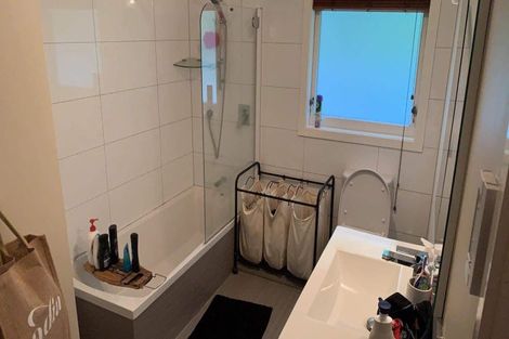 Photo of property in 27 Mahara Avenue, Birkenhead, Auckland, 0626