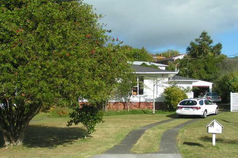 Photo of property in 20 Merriefield Avenue, Forrest Hill, Auckland, 0620