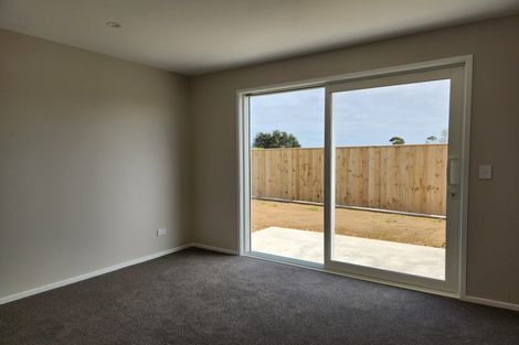 Photo of property in 3 Pahiki Crescent, Levin, 5510