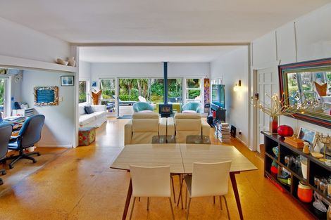 Photo of property in 54 Beach Valley Road, Piha, New Lynn, 0772