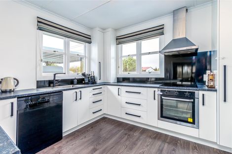 Photo of property in 22 Hughes Street, Waimate, 7924