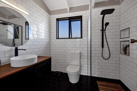 Photo of property in 7 Green Lane, Hawera, 4610