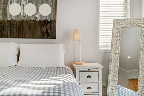 Photo of property in 2 Alluvial Court, Arthurs Point, Queenstown, 9371