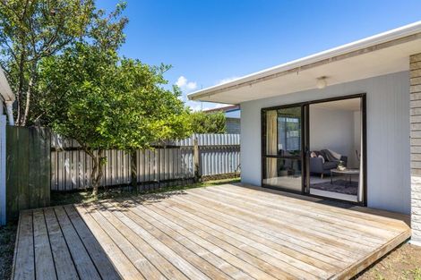 Photo of property in 2/23 Record Street, Fitzroy, New Plymouth, 4312
