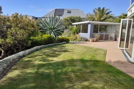 Photo of property in 76 Glenstrae Road, Redcliffs, Christchurch, 8081