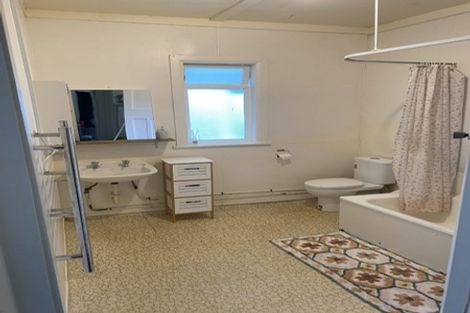 Photo of property in 11 Plunket Street, Kelburn, Wellington, 6012