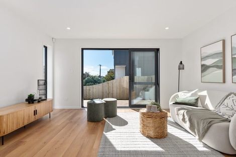 Photo of property in 5/6 Gilberthorpes Road, Islington, Christchurch, 8042