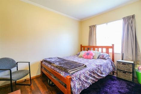 Photo of property in 105 Cornfoot Street, Castlecliff, Whanganui, 4501