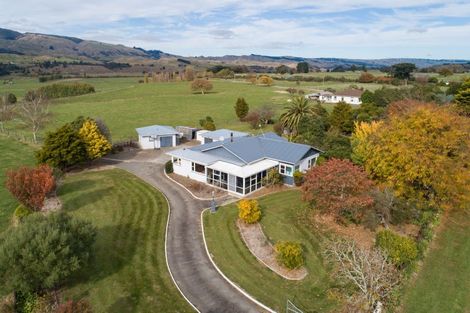 Photo of property in 698 Pohangina Road, Ashhurst, 4884