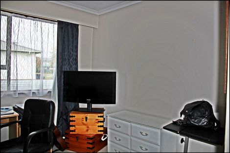 Photo of property in 46 Lanark Street, Balclutha, 9230