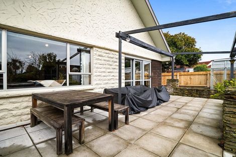 Photo of property in 15 Estuary Crescent, Fairfield, Dunedin, 9018