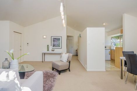 Photo of property in 1 Denning Place, Ellerslie, Auckland, 1051