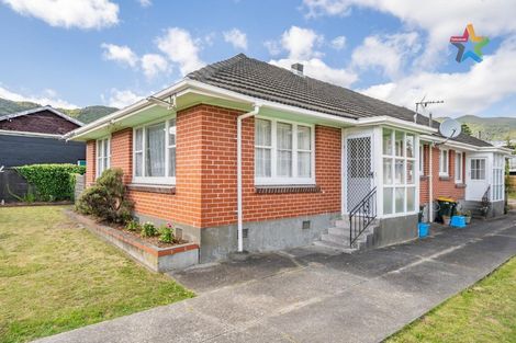 Photo of property in 1 Fairfield Avenue, Fairfield, Lower Hutt, 5011