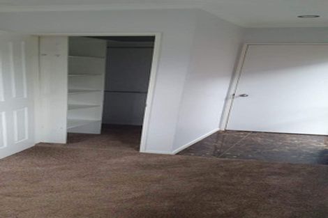 Photo of property in 2/18 York Road, Papatoetoe, Auckland, 2104