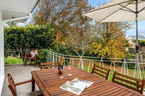 Photo of property in 110 Mellons Bay Road, Mellons Bay, Auckland, 2014