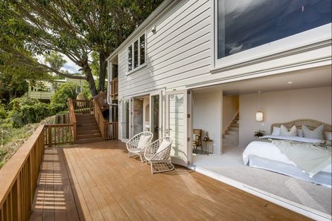 Photo of property in 5 Denholm Road, Hospital Hill, Napier, 4110