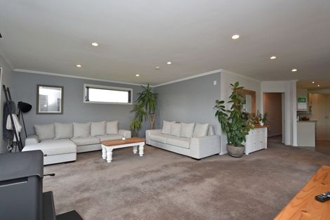 Photo of property in 36 Robert Street, Otatara, Invercargill, 9879