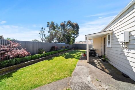 Photo of property in 37 Burns Street, Hawera, 4610