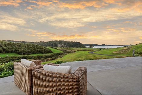 Photo of property in 7 Taemai Place, Okura Bush, Albany, 0794