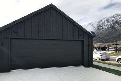 Photo of property in 3 Maize Street, Jacks Point, Queenstown, 9371