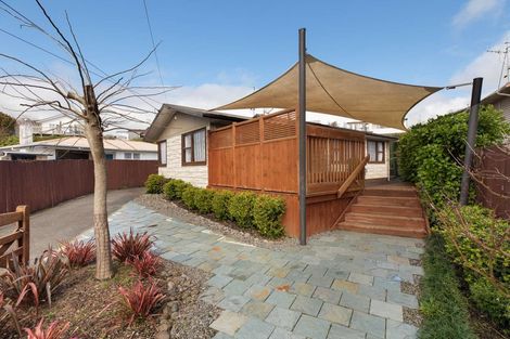 Photo of property in 27 Manapouri Place, Glenview, Hamilton, 3206