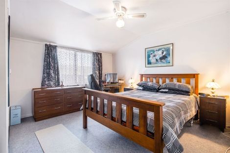 Photo of property in 488 Swanson Road, Ranui, Auckland, 0612