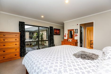 Photo of property in 550 Mangorei Road, Mangorei, New Plymouth, 4371