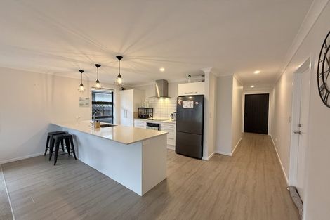 Photo of property in 51 Hills View Drive, Papamoa, 3118