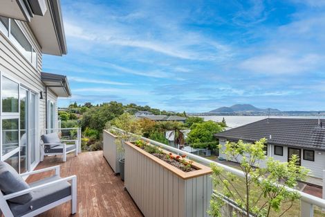 Photo of property in 3b Isobel Street, Acacia Bay, Taupo, 3330