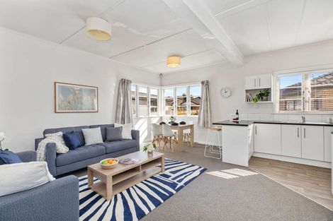 Photo of property in 1/13 Russell Road, Manurewa, Auckland, 2102