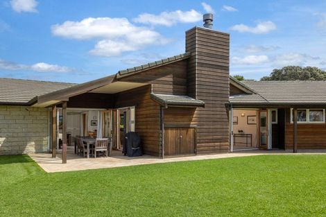 Photo of property in 51 Donohue Road, South Head, Helensville, 0874