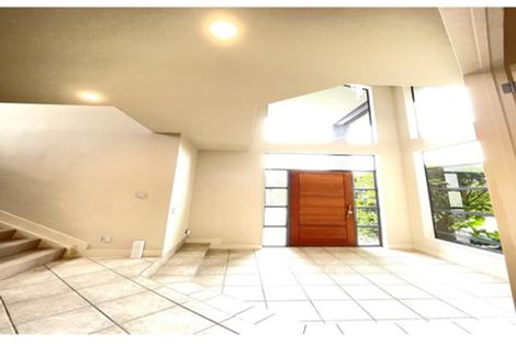 Photo of property in 10 Rangi Avenue, Schnapper Rock, Auckland, 0632