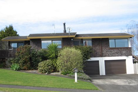 Photo of property in 41 Corinna Street, Welcome Bay, Tauranga, 3112
