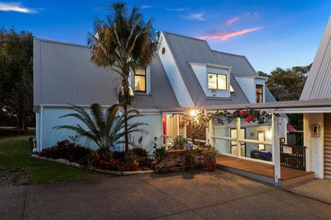 Photo of property in 34 Top Road, Dairy Flat, Albany, 0792