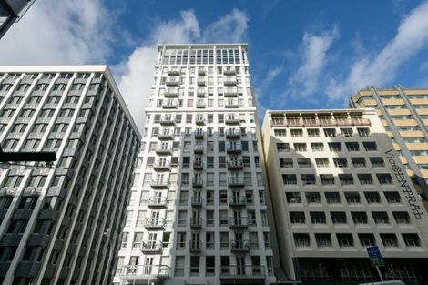 Photo of property in Terrace Heights Apartments, 2g/163 The Terrace, Wellington Central, Wellington, 6011