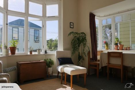 Photo of property in 19 George Street, Thorndon, Wellington, 6011