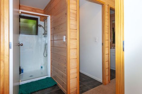 Photo of property in 5 Waihirere Drive, Tuateawa, Coromandel, 3583