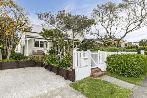 Photo of property in 15 Marsden Avenue, Karori, Wellington, 6012