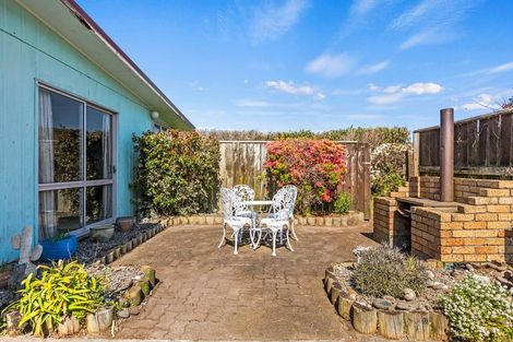 Photo of property in 198 Tasman Street, Opunake, 4616