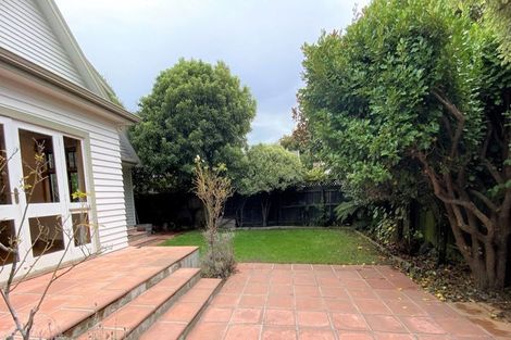 Photo of property in 4 Thorrington Road, Cashmere, Christchurch, 8022