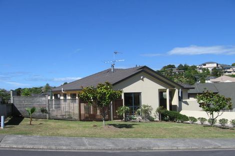 Photo of property in 33 Langana Avenue, Browns Bay, Auckland, 0630