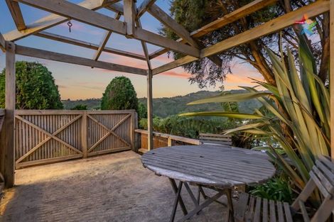 Photo of property in 127 Holborn Drive, Stokes Valley, Lower Hutt, 5019