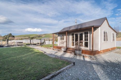 Photo of property in 30 Charles Street, Cave, 7984