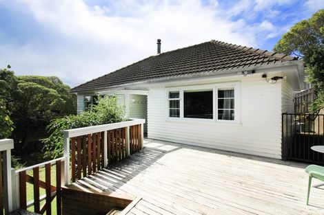 Photo of property in 13 Aplin Terrace, Ngaio, Wellington, 6035