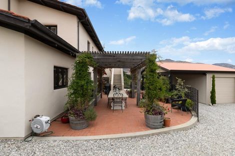 Photo of property in 27 Drake Place, Lake Hawea, Wanaka, 9382