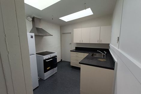 Photo of property in 587 Castle Street, North Dunedin, Dunedin, 9016