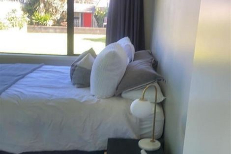 Photo of property in 3a Marchant Place, Westown, New Plymouth, 4310