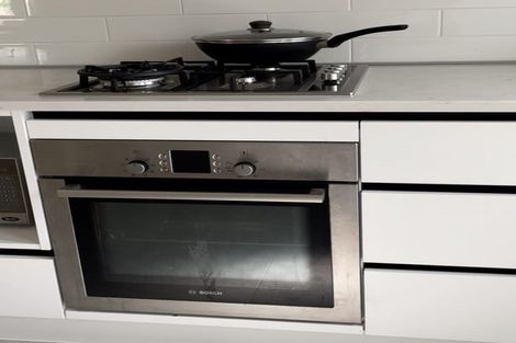 Photo of property in 5 Altair Place, Windsor Park, Auckland, 0632